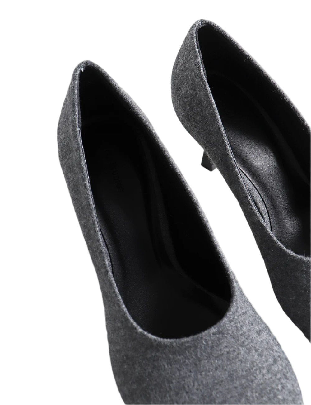 GIA STUDIOS Grey Round Toe Pumps in Wool