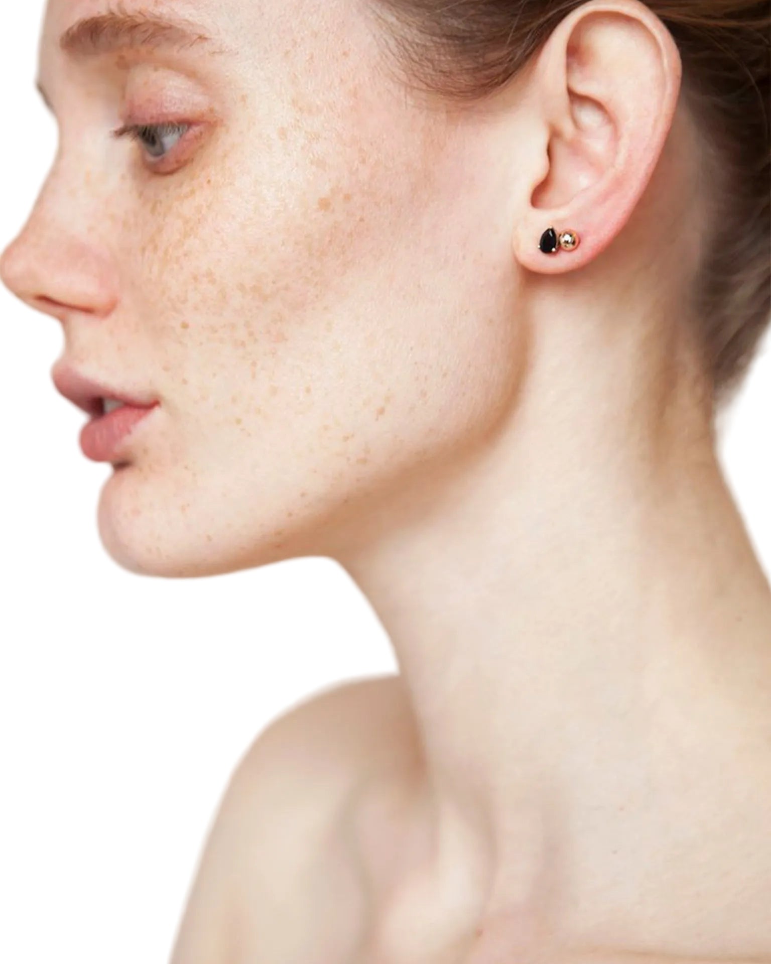 ALTRUIST Pirum Sphera Stud in Yellow Gold