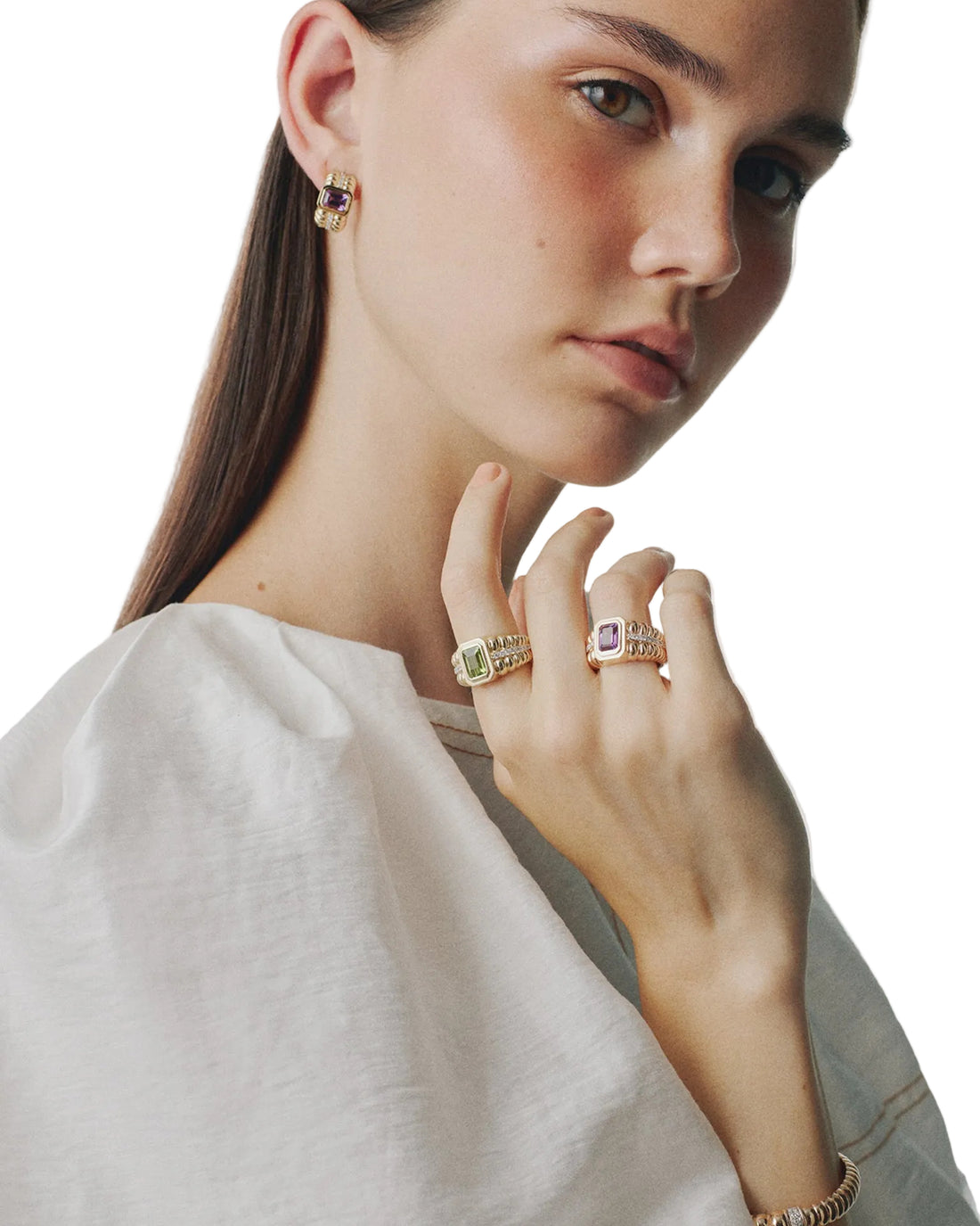 SIM AND ROZ Morphose Peridot Ring