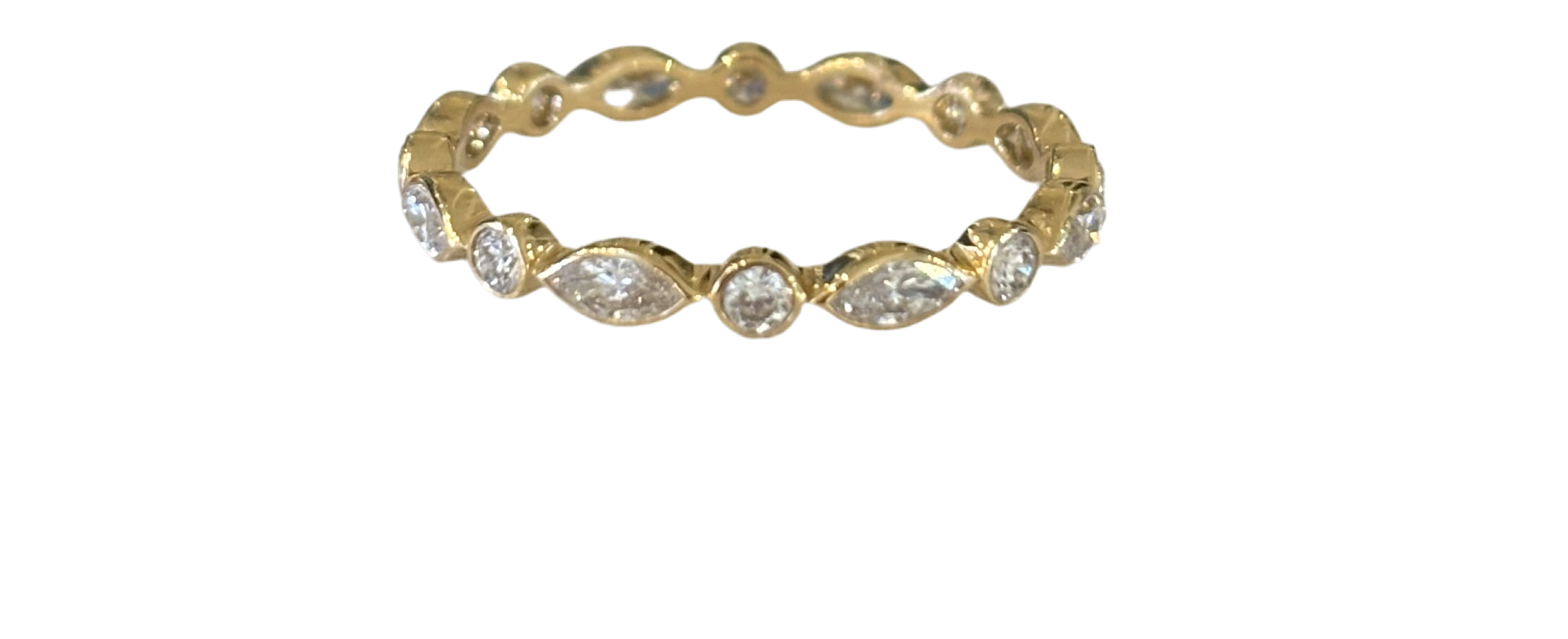 LUMENIRI The Katia Petite Marquise & Round Eternity