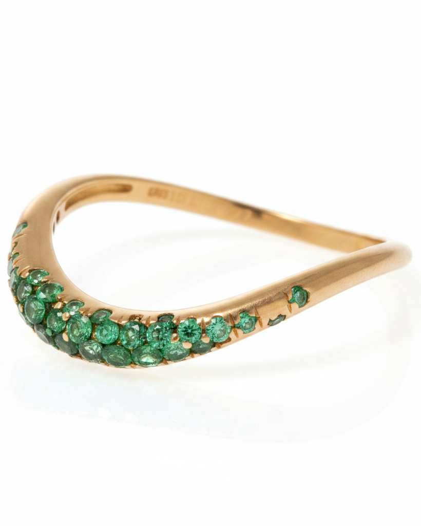 TALES OF STONES Emerald Stackable Gold Ring