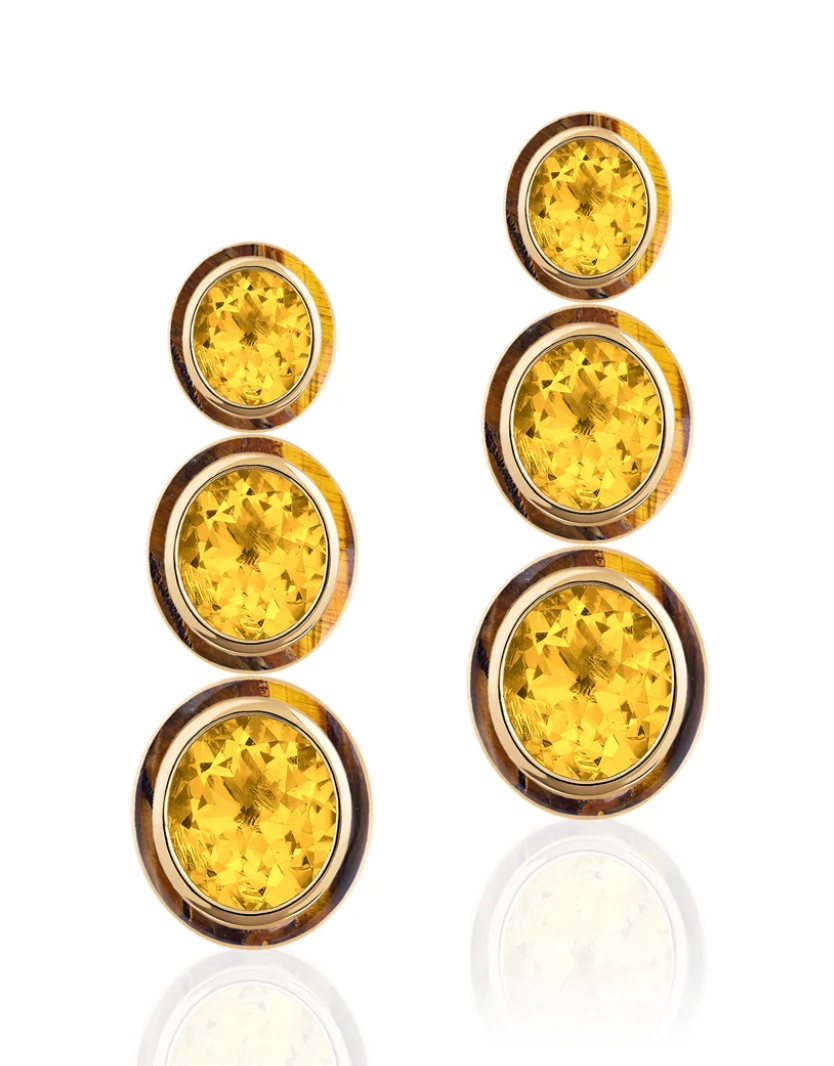 GOSHWARA 3-Tier Oval Earrings with Inlay