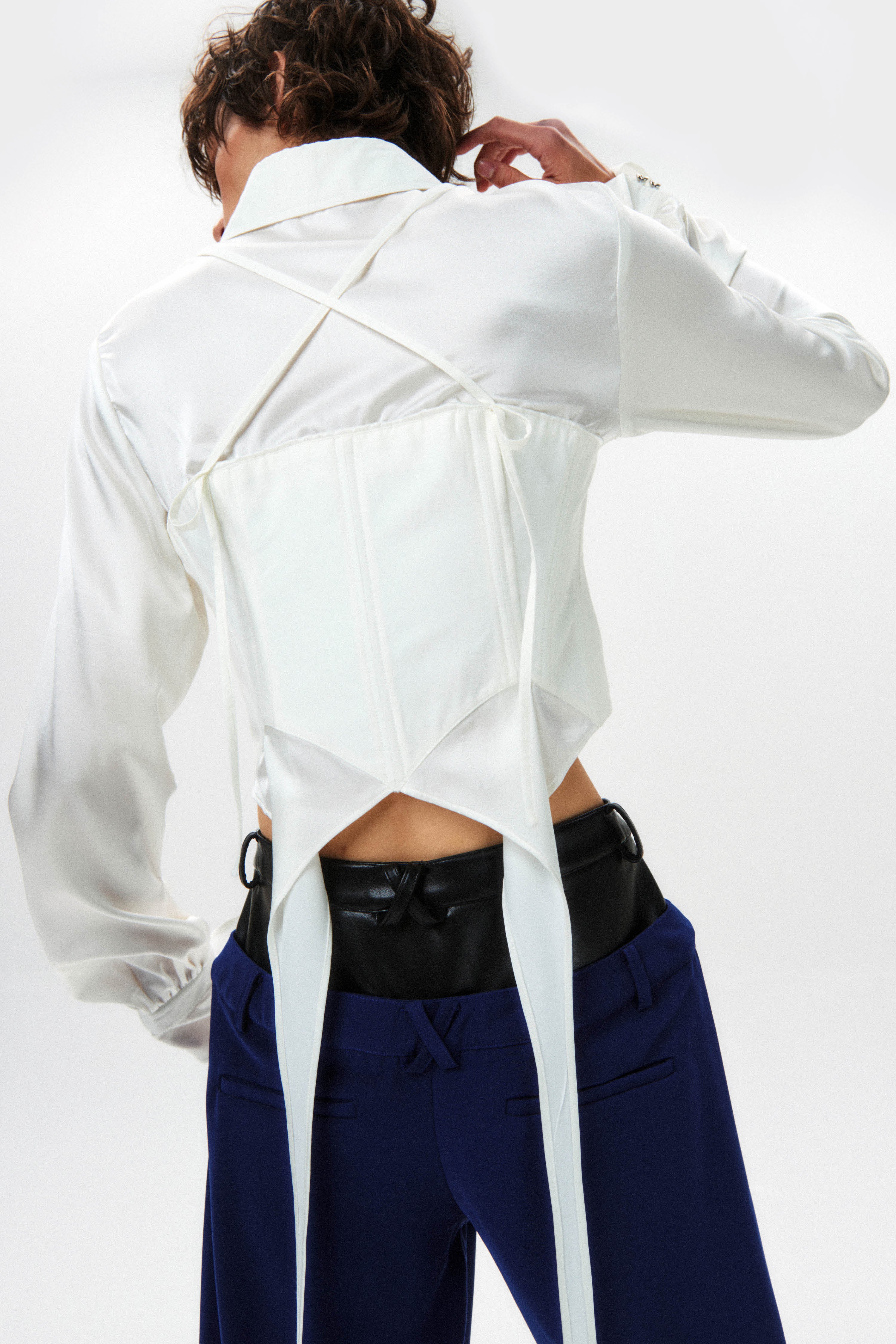 HAN WEN STUDIO Silk Flowy Corset Blouse in White