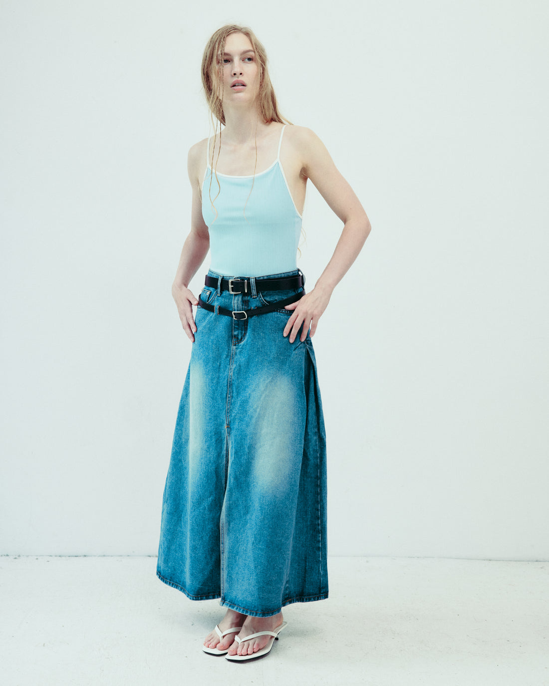 DROP EDITION Belted Denim Skirt
