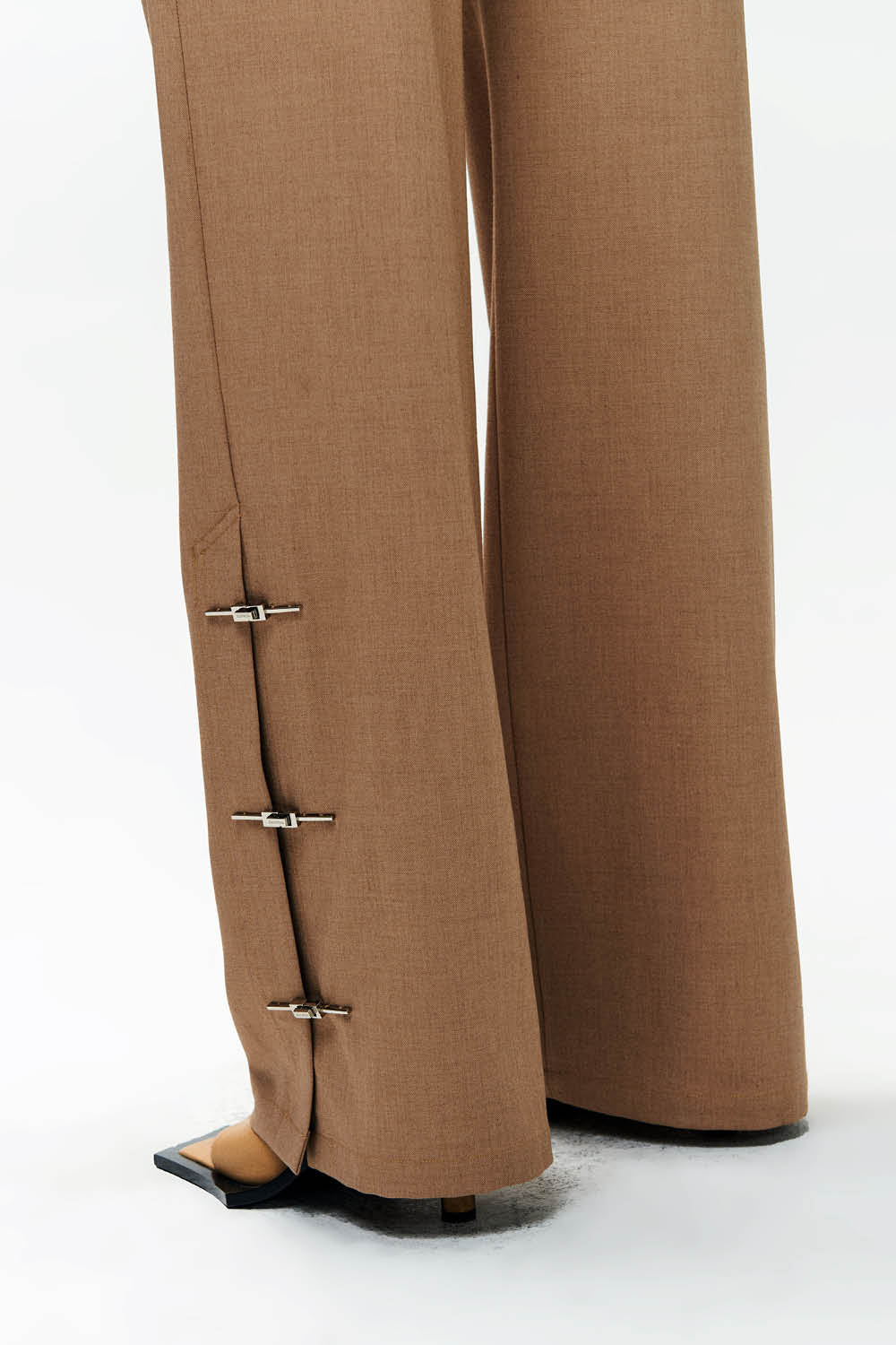 HAN WEN Hem-Slits Straight-Leg Trouser