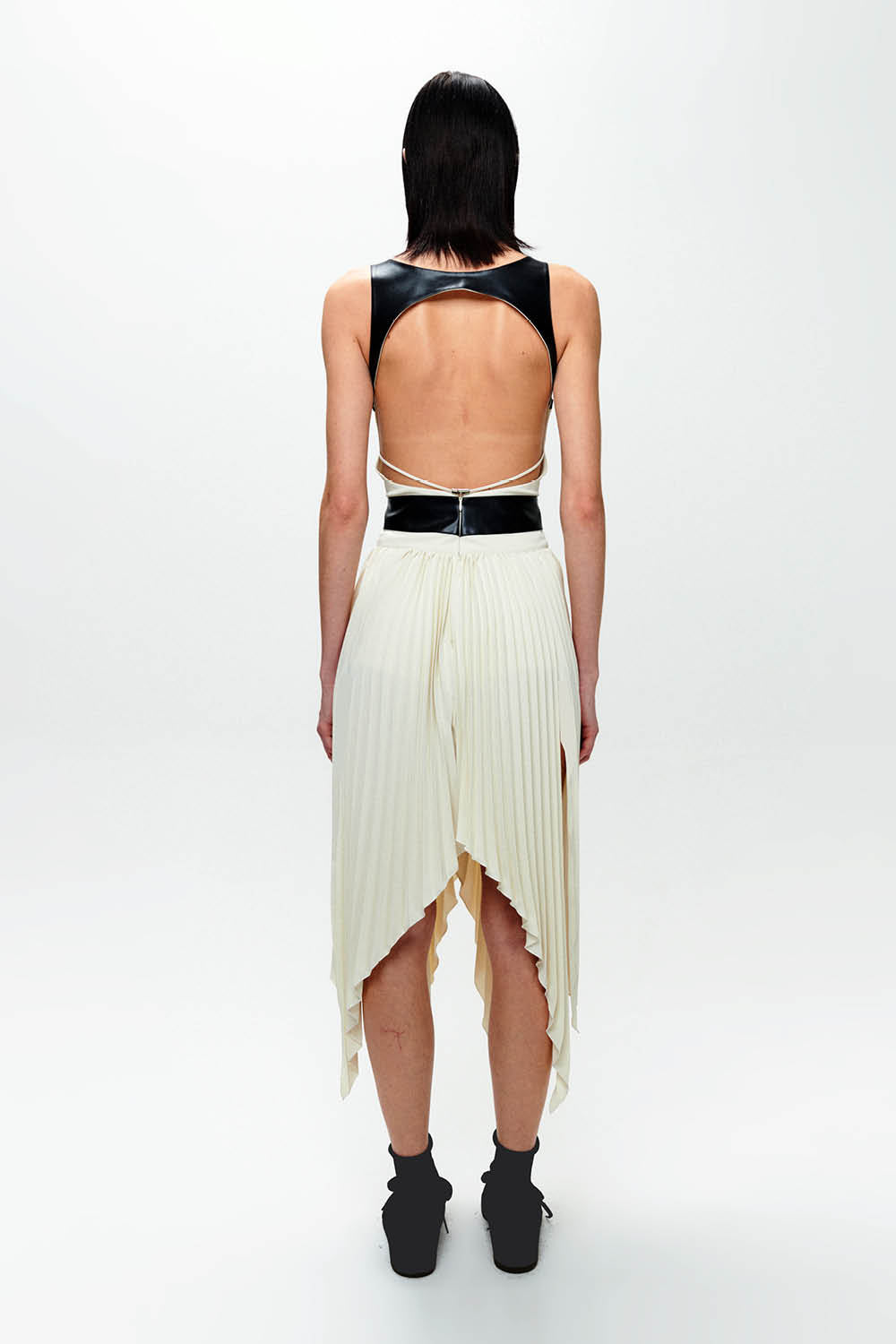 HAN WEN Open-Back Leather-Blocking Dress in Black and White