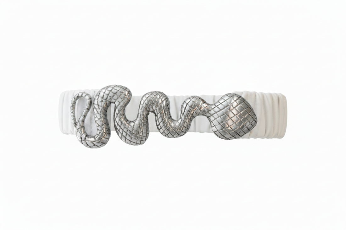 ELSA VALENCIA Angelita Stretch Clip Belt White Silver