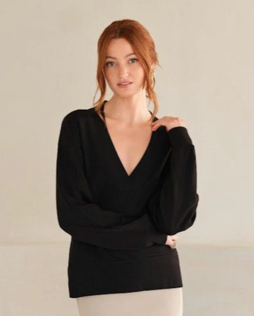 MYLES PRICE V-Neck Lux Terry Top