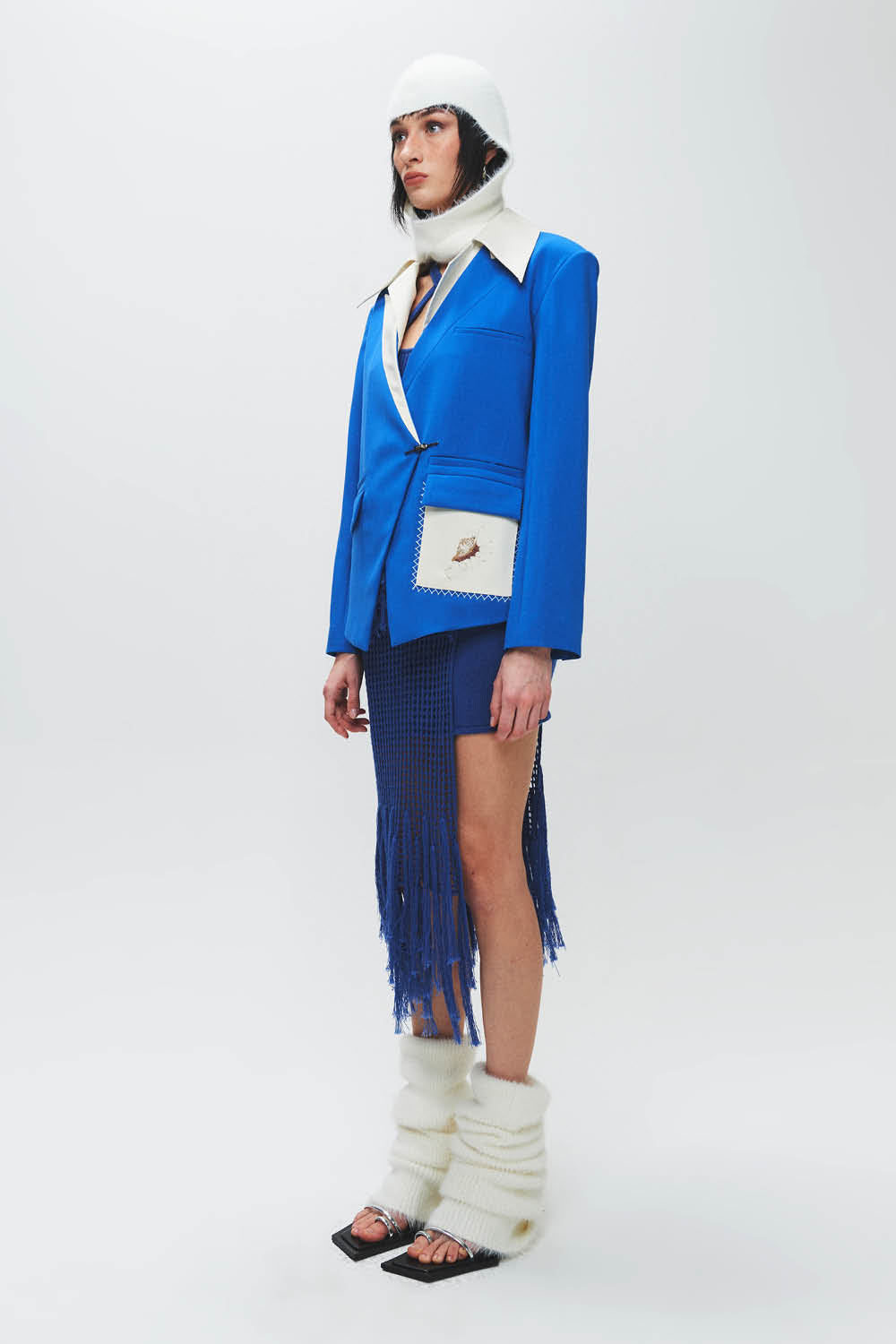 HAN WEN STUDIO Seashell Embroidered Blazer