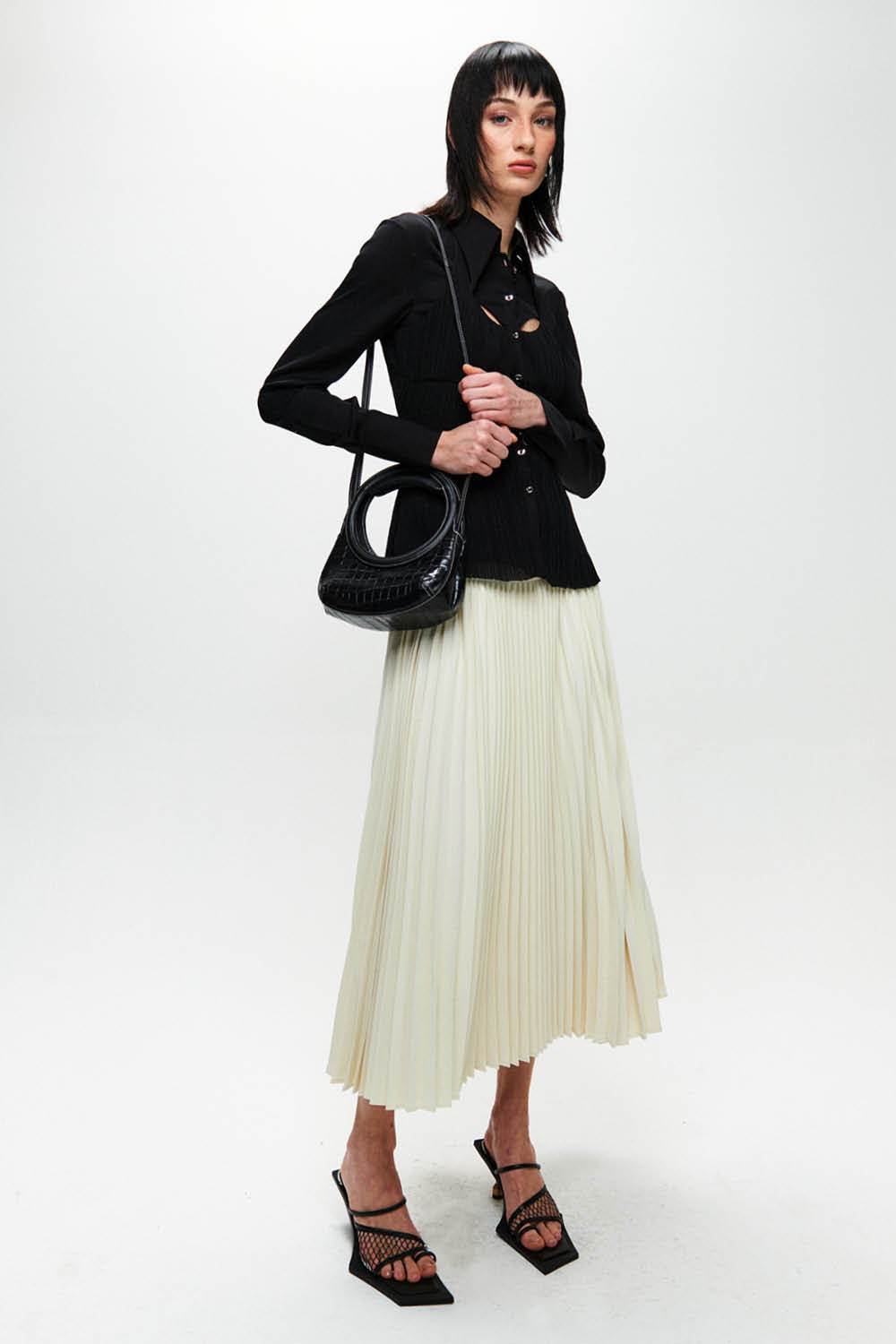 HAN WEN STUDIO Silk Mixed Pleated Shirt in Black